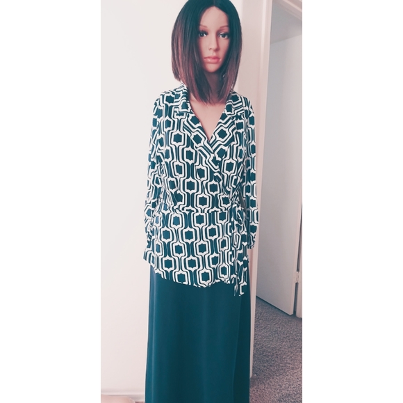 SALE 4 FOR $20 NWOT Per Seption Concept faux wrap TOP - Picture 2 of 4